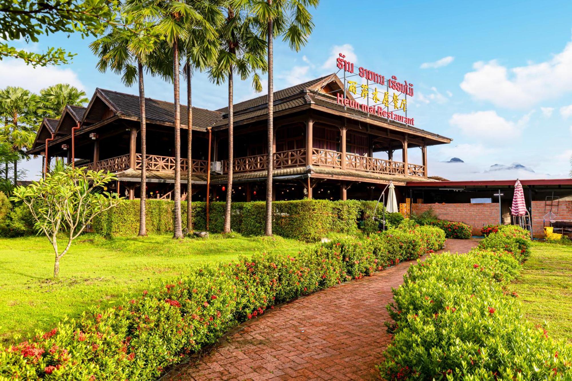 Lisha Garden Resort Hotel Vang Vieng Exterior foto