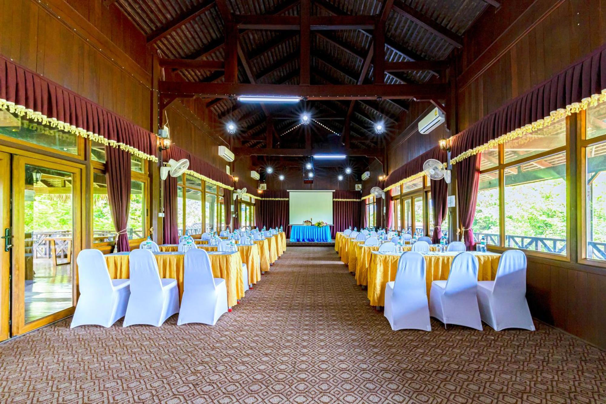 Lisha Garden Resort Hotel Vang Vieng Exterior foto