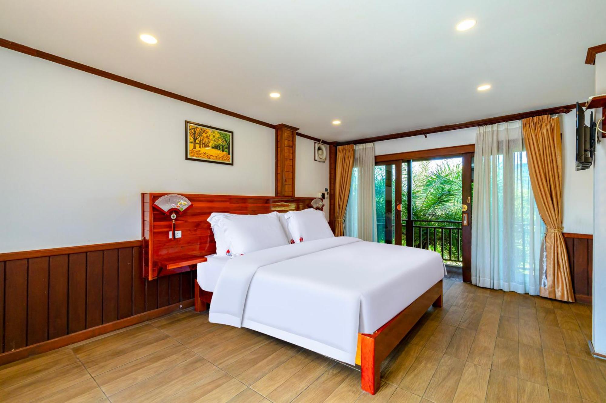 Lisha Garden Resort Hotel Vang Vieng Exterior foto